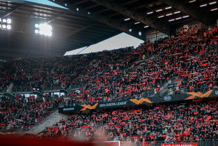 九游下载中心-体育场馆篮球租赁平台上线便利市民参与夜间训练，篮球场出租收费标准