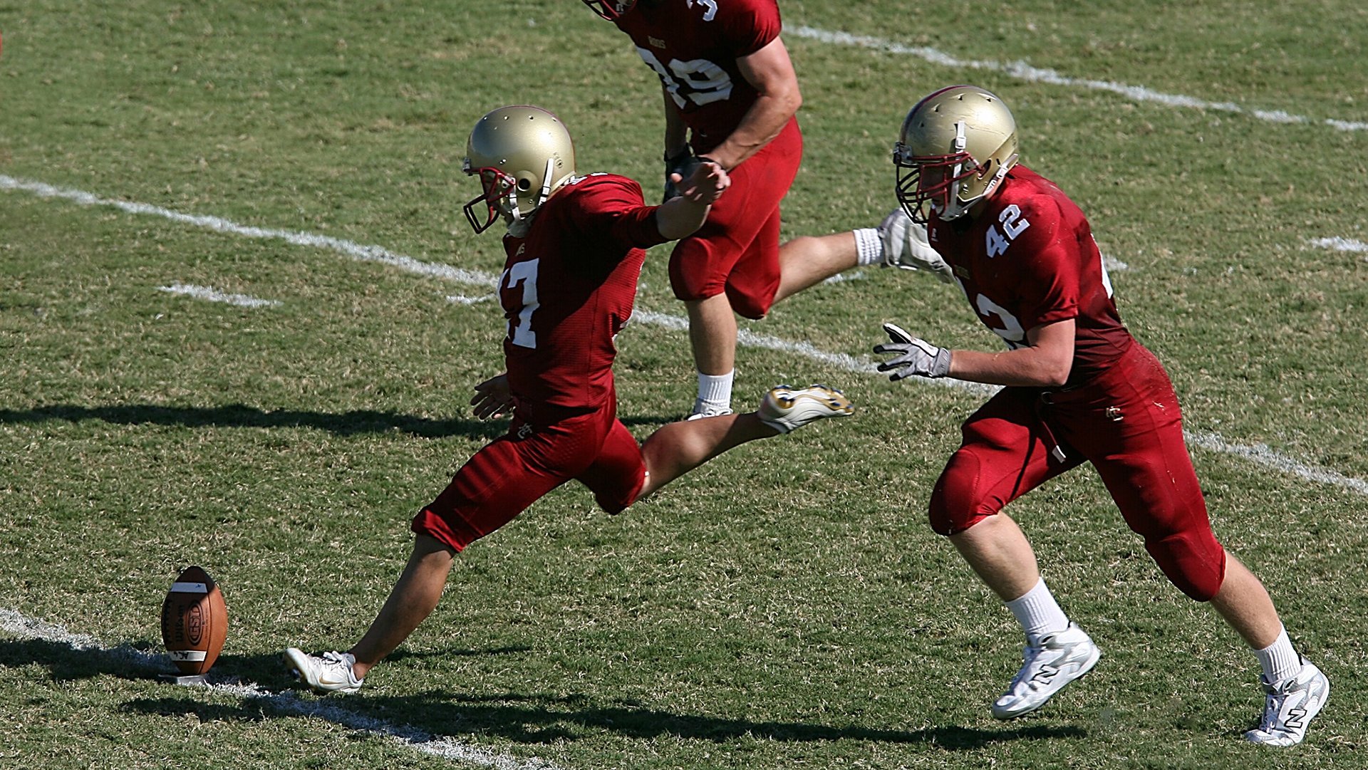 九游网页版官网入口-校园足球通过竞赛积分评比推动师生积极参与，校园足球奖励方案